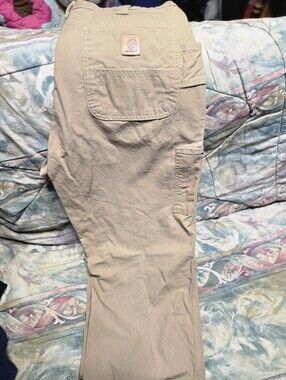Mens Carhartt Multi Pocket Cargo Style Pants Like New
